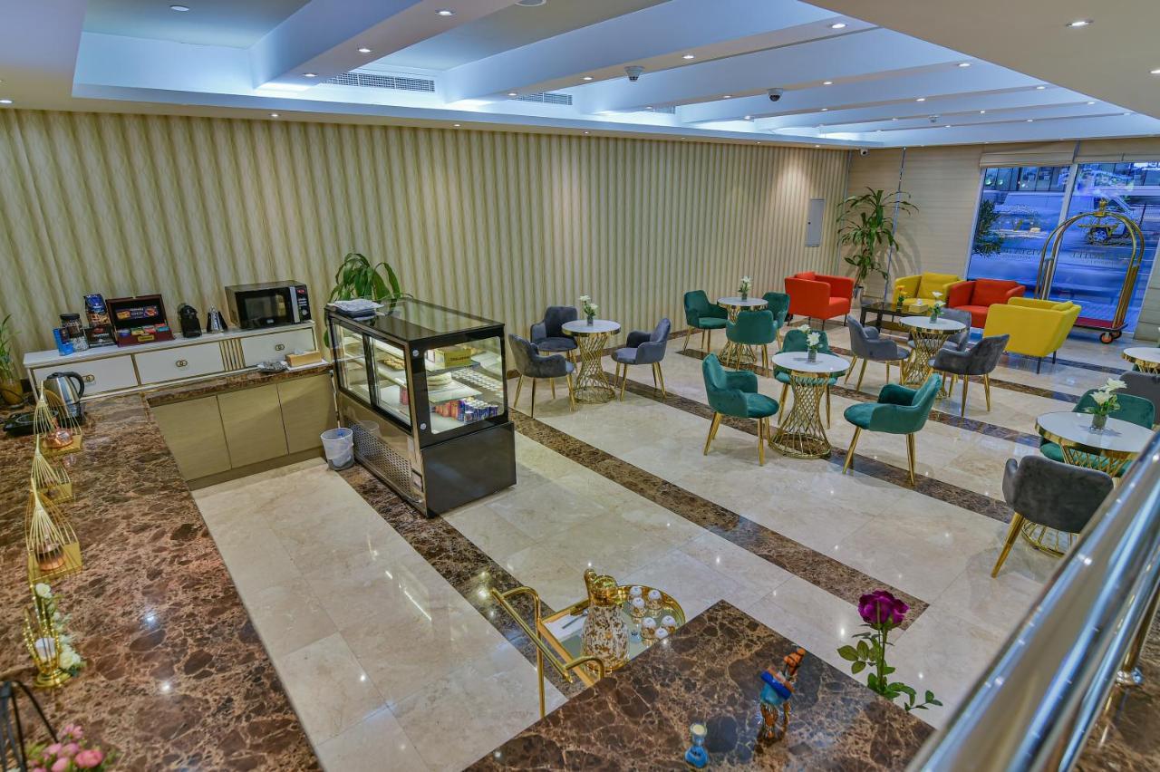 Vista Hotel Apartments Deluxe Dubai Ngoại thất bức ảnh